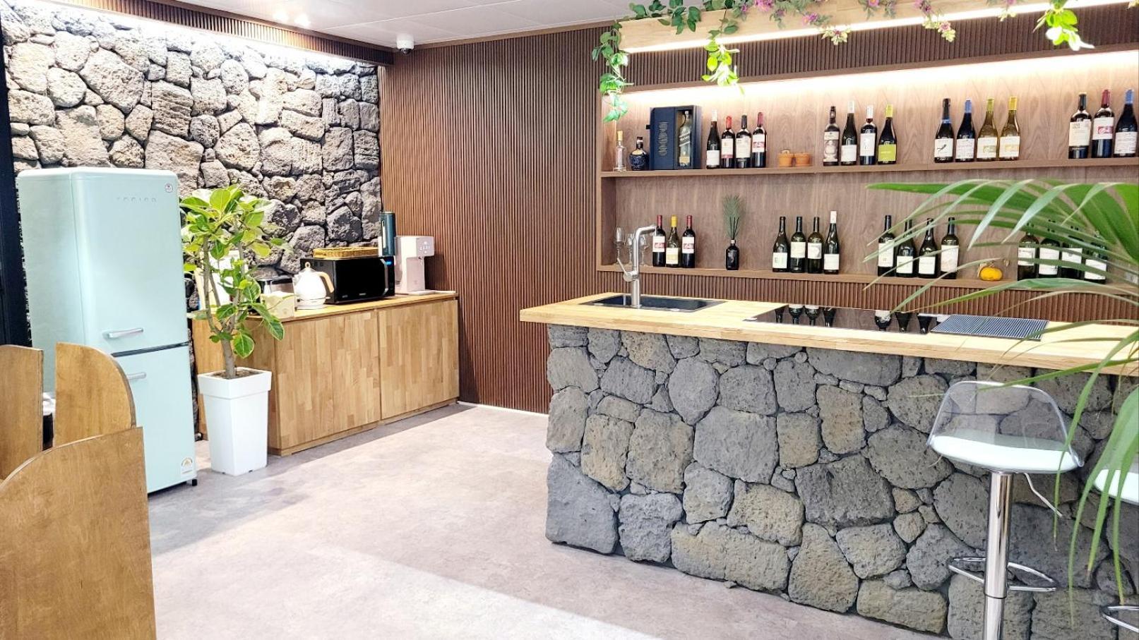 Hygge Hotel Seogwipo Exterior photo